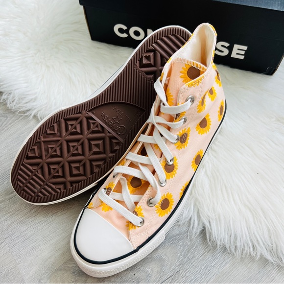 NWT Converse Chuck Taylor All Star Lift Platform Women’s Shoes - Picture 3 of 8